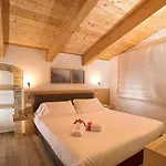 Lovely In With Wifi Apartament